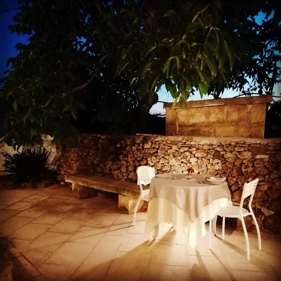 Masseria Agriturismo Il Sorriso Degli Ulivi - Dimora Di Charme Галлиполи Экстерьер фото